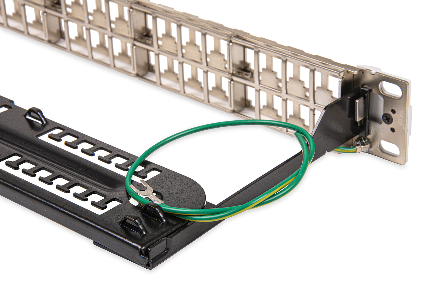 Paneeli-kupari STP, Keystone, vain SLIM 48-aukkoinen, 1U tyhjä, suojattu