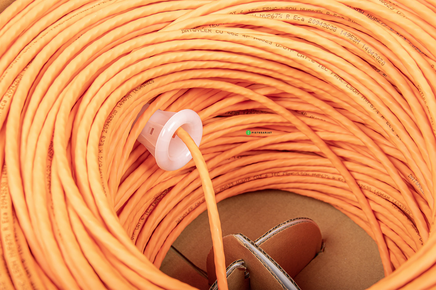 Tietoverkkokaapeli-Cat6 CU662 305m Eca Cat.6 U/UTP FRNC/LS0H 4Px0,55 Eca