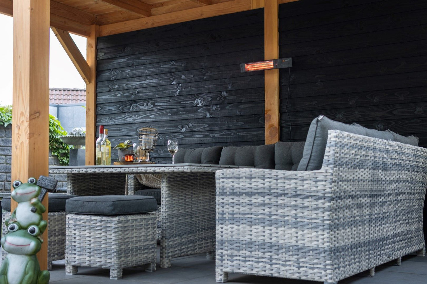 Infralämmitin Sunred Ultra Fortuna Wall Black 1500w IP55 Kuva - 1