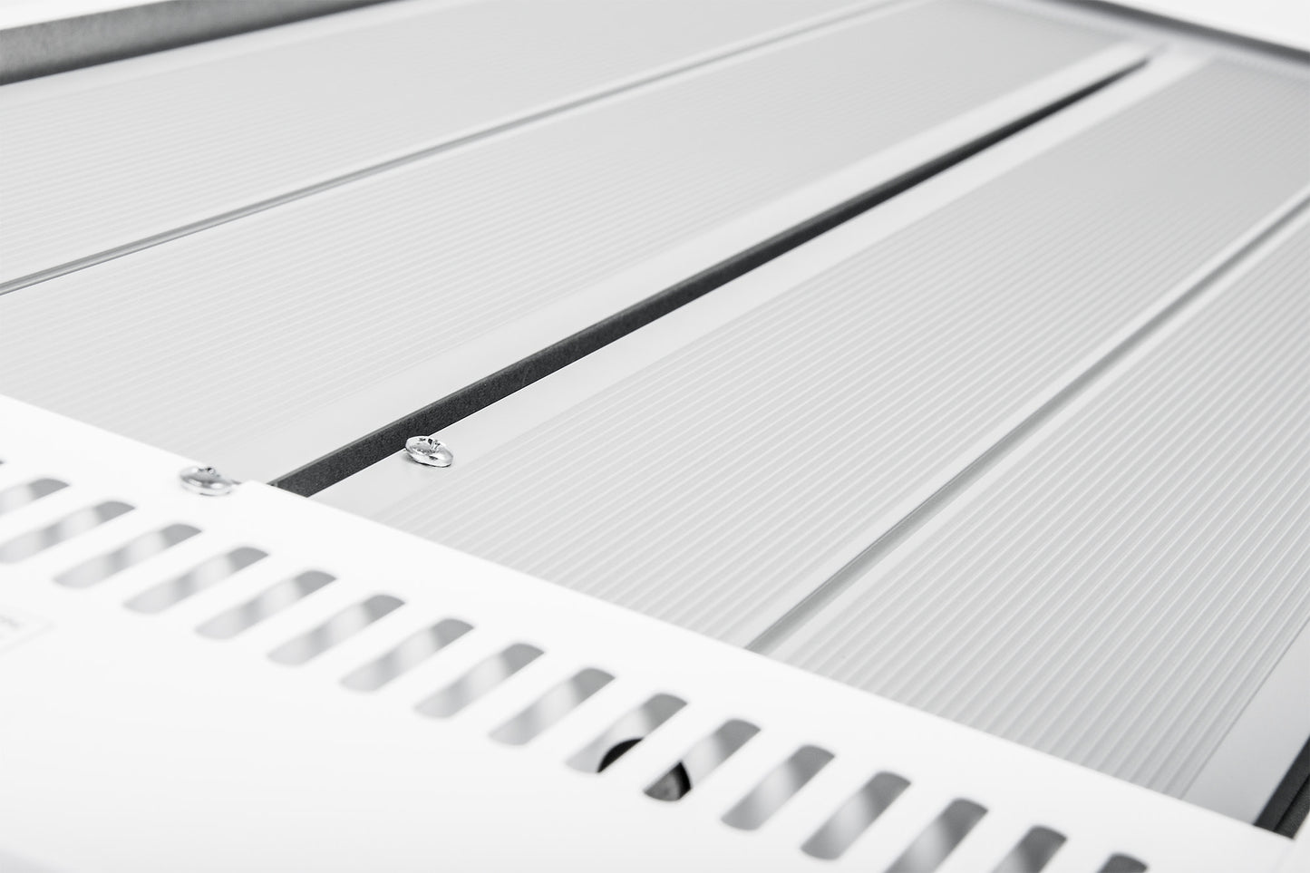 FINNSTRIP EE Keskilämpöpaneelit Kuva - 1